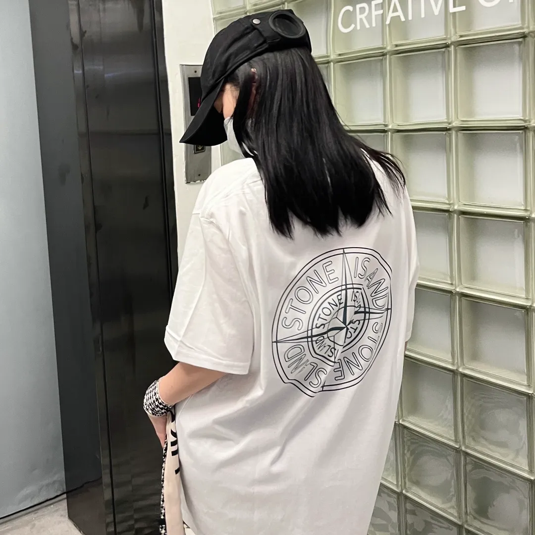 W609#P110💰 Stone Island compass big logo on the back logo printed short-sleeved men's and women's loose casual T-shirt Made of 260g combed cotton 32-count double yarn, double thread and two needles to press the thread, no deformation after long-term washing, imported 3D printing, no fading, no cracking, genuine pattern making, double tag wash, original packaging, color: black - white, size M - XXL
